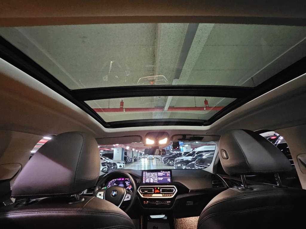 BMW X4 - Vista 10