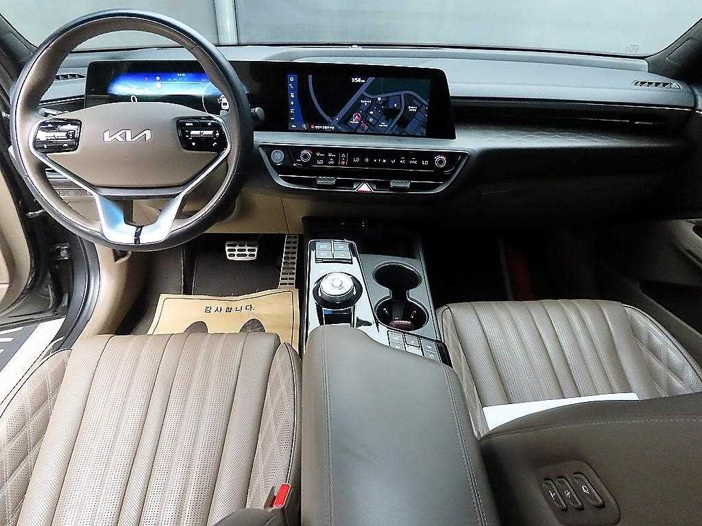 KIA K8 - Vista 7