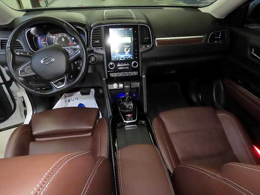 SAMSUNG QM6 - Vista 10