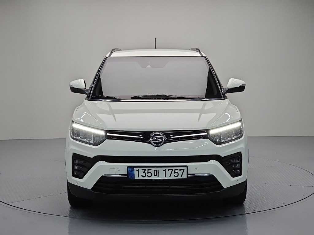 Ssangyong Tivoli - Vista 2