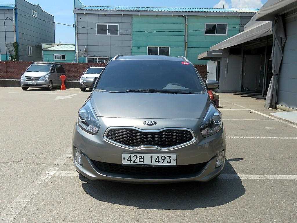 KIA Carens 2014 Gris - Importación desde Corea - HF Imports Iquique - Foto 1