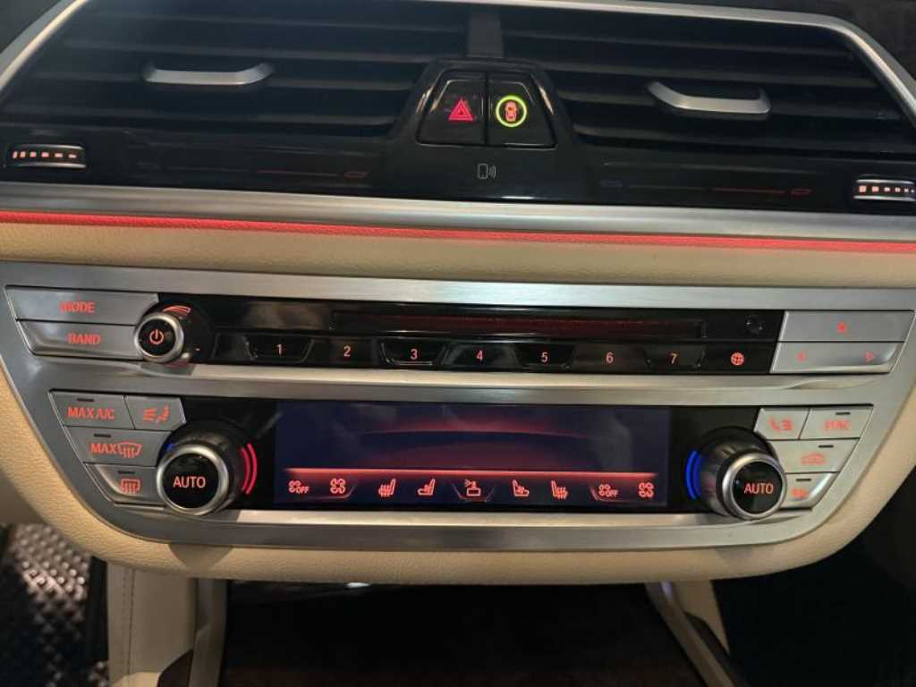 BMW 7 Series 2016 Gris - Importación desde Corea - HF Imports Iquique - Foto 15