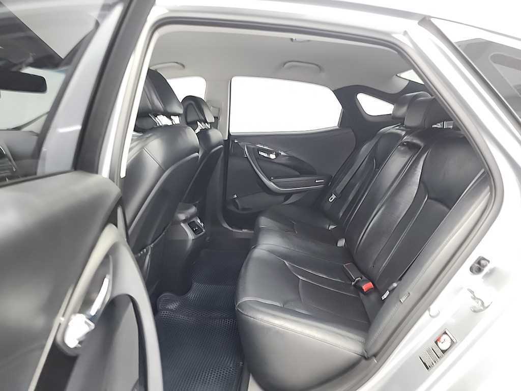 HYUNDAI Grandeur - Vista 12