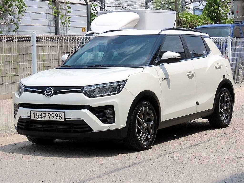 Ssangyong Tivoli - Vista 2