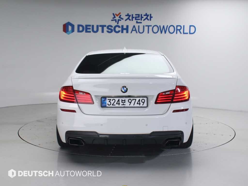 BMW 5 Series - Vista 4