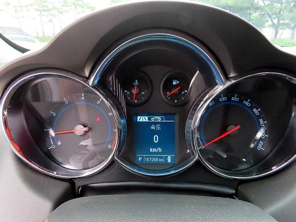 Chevrolet Cruise - Vista 9