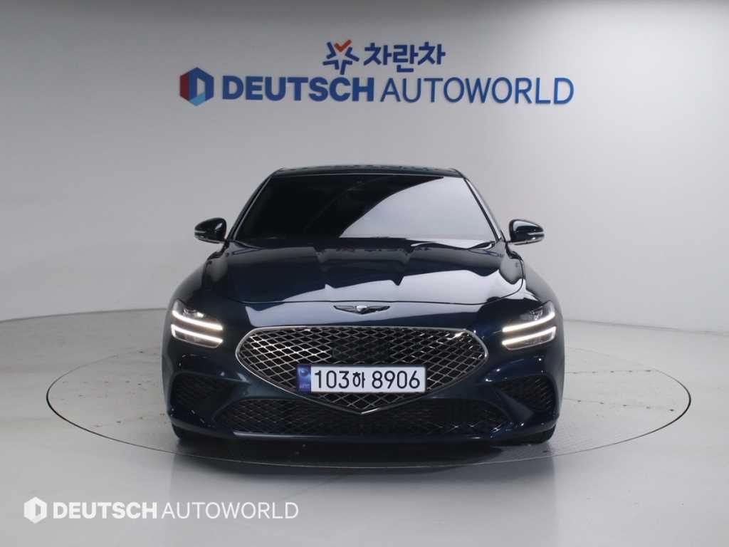 Genesis G70 - Vista 3