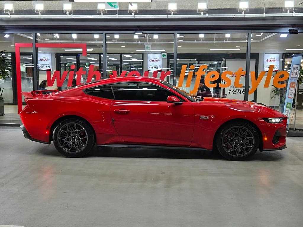 Ford Mustang - Vista 3