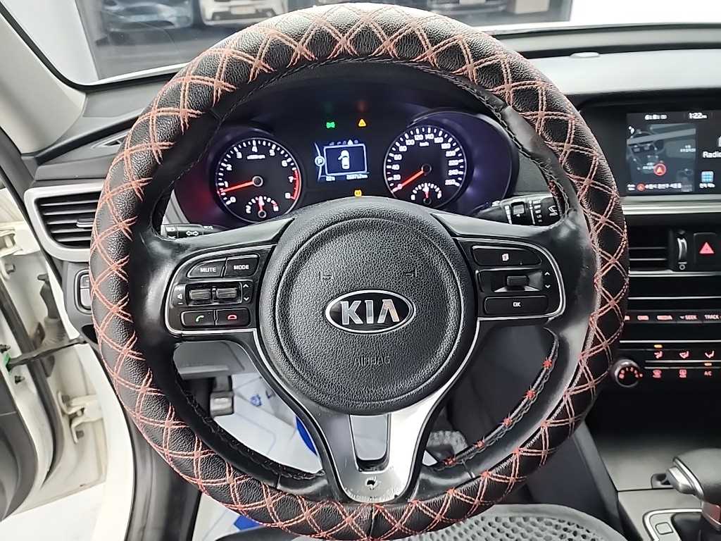KIA K5 - Vista 9