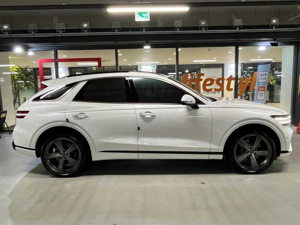 Genesis GV70 - Vista 3