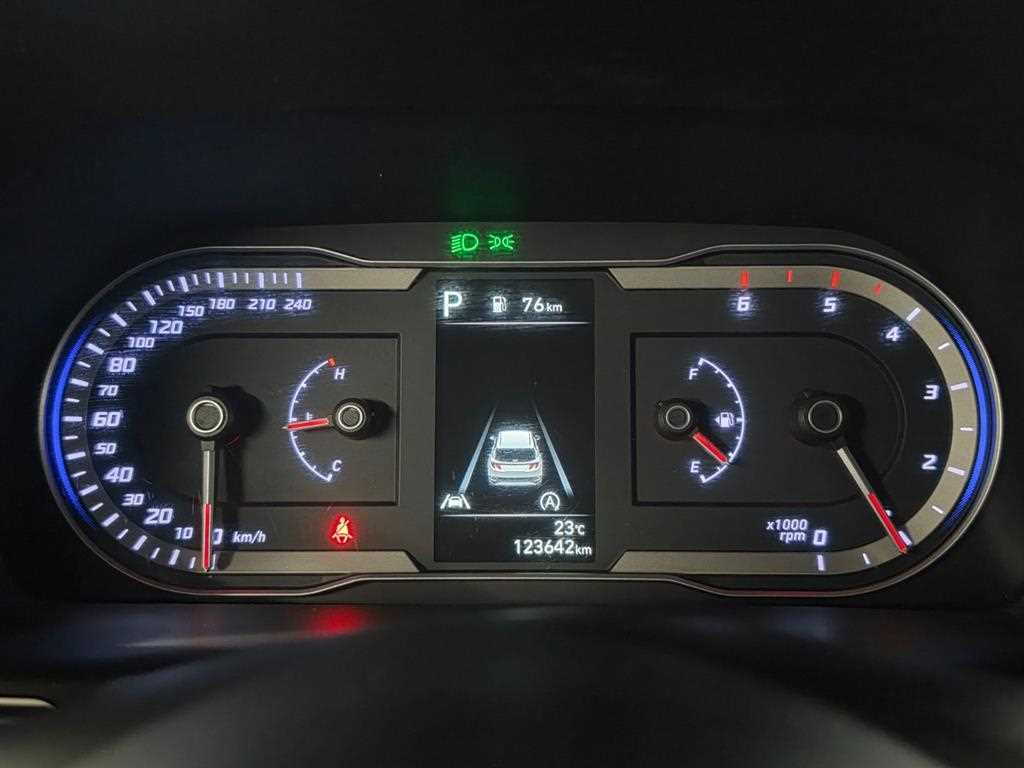 HYUNDAI Tucson - Vista 8