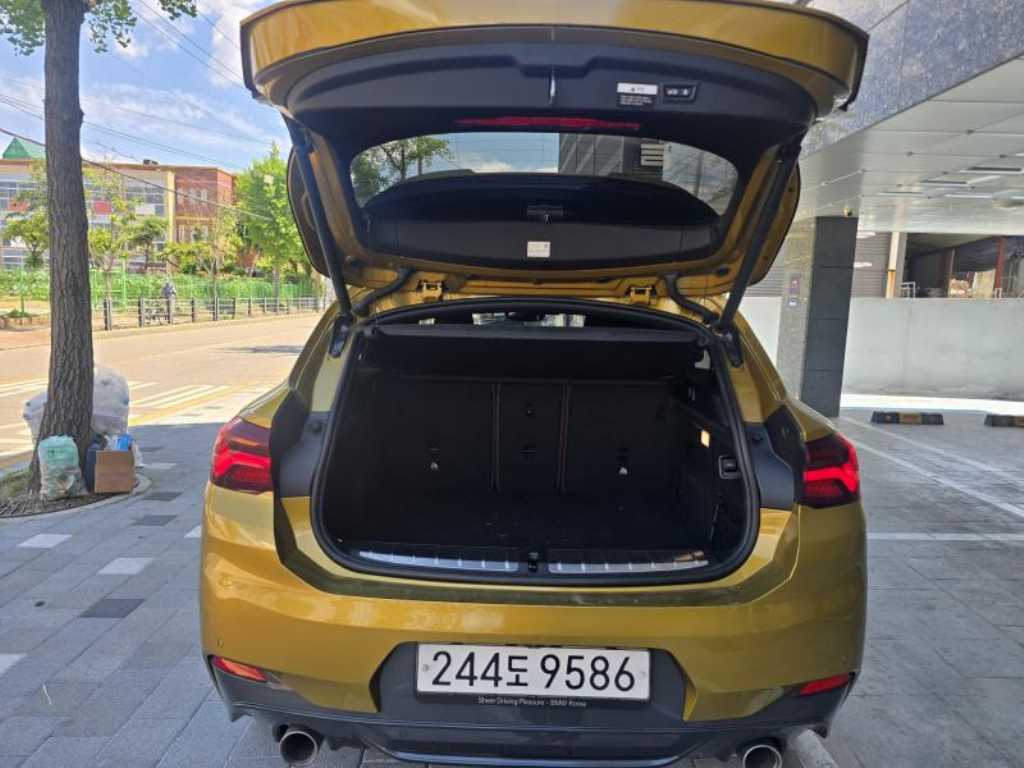 BMW X2 - Vista 8