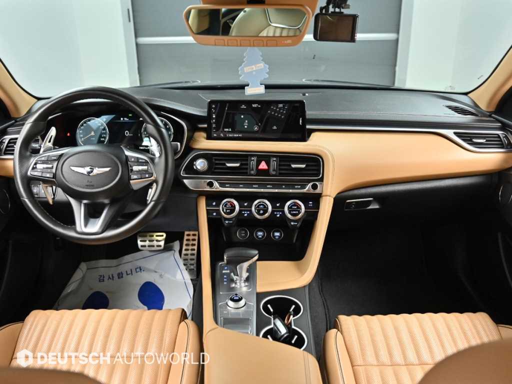Genesis G70 - Vista 7