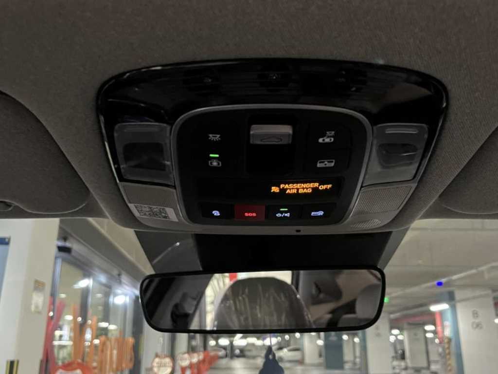 HYUNDAI Sonata - Vista 8