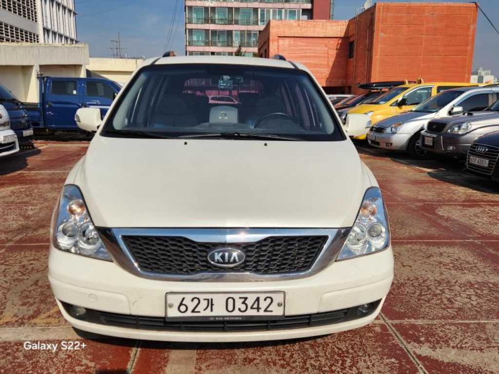 KIA Carnival 2011 - Importación desde Corea - HF Imports Iquique - Foto 1