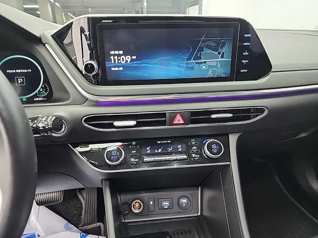 HYUNDAI Sonata - Vista 10