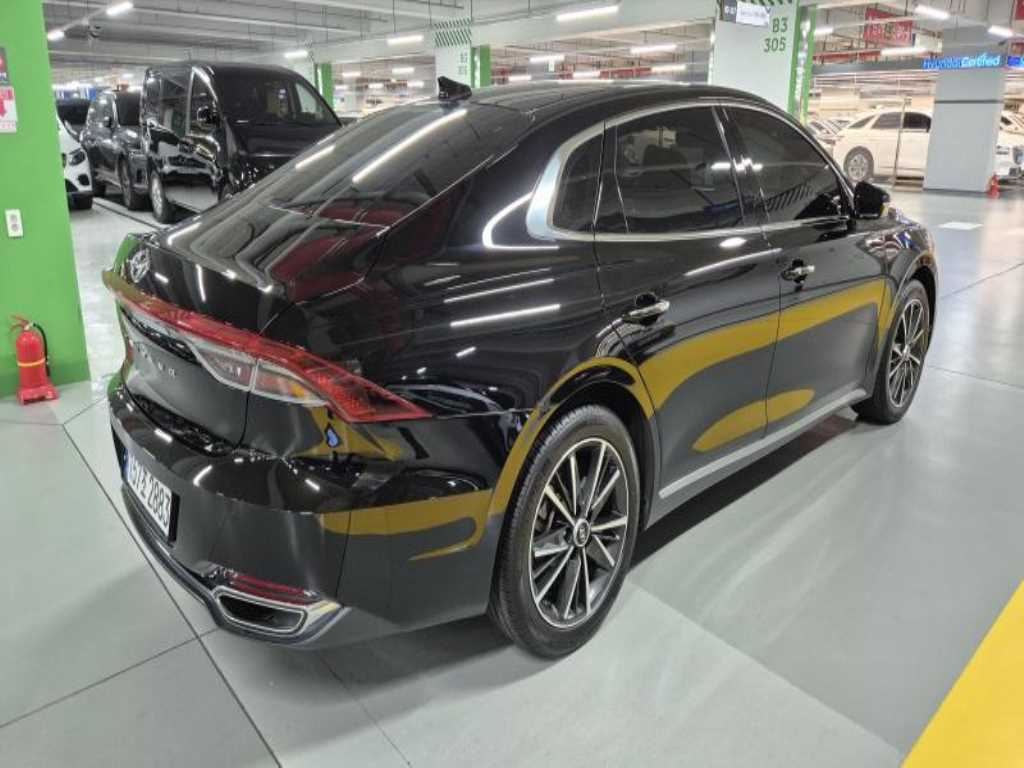 HYUNDAI Grandeur - Vista 4