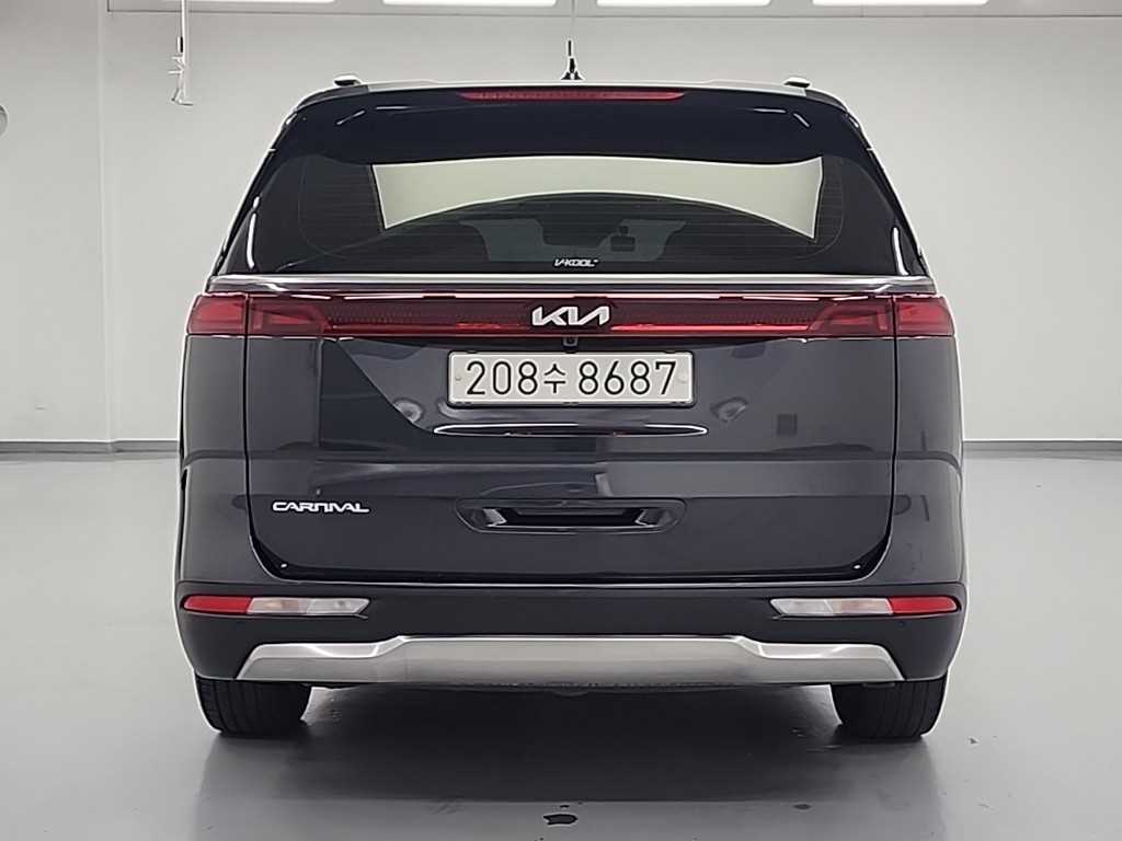 KIA Carnival - Vista 3