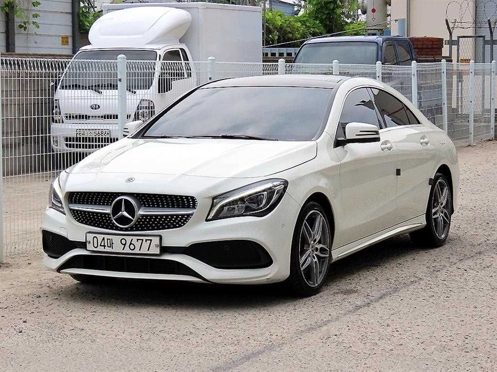 Mercedes Benz CLA Class - Vista 3
