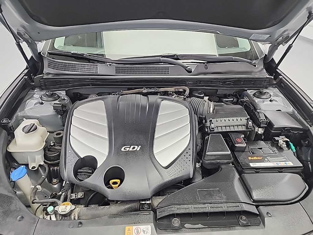 HYUNDAI Grandeur - Vista 5