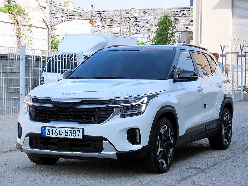 KIA Seltos - Vista 2