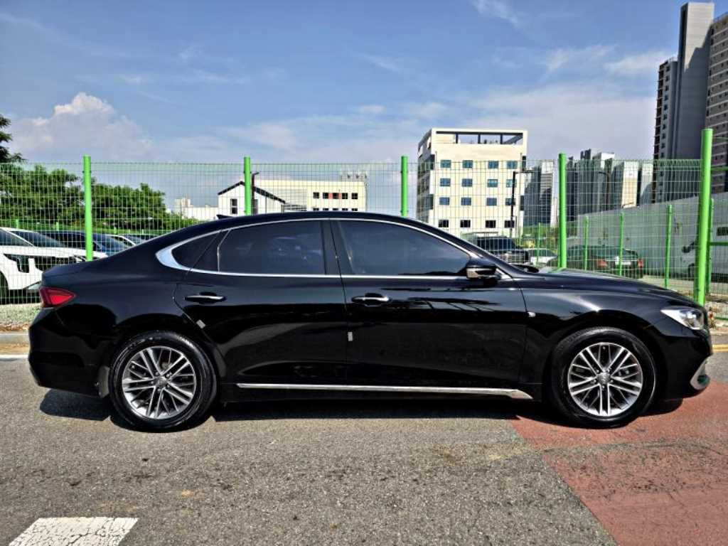 HYUNDAI Grandeur - Vista 3
