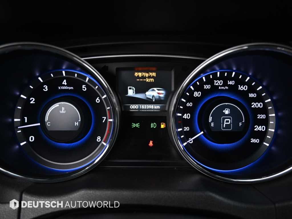 HYUNDAI Sonata - Vista 8