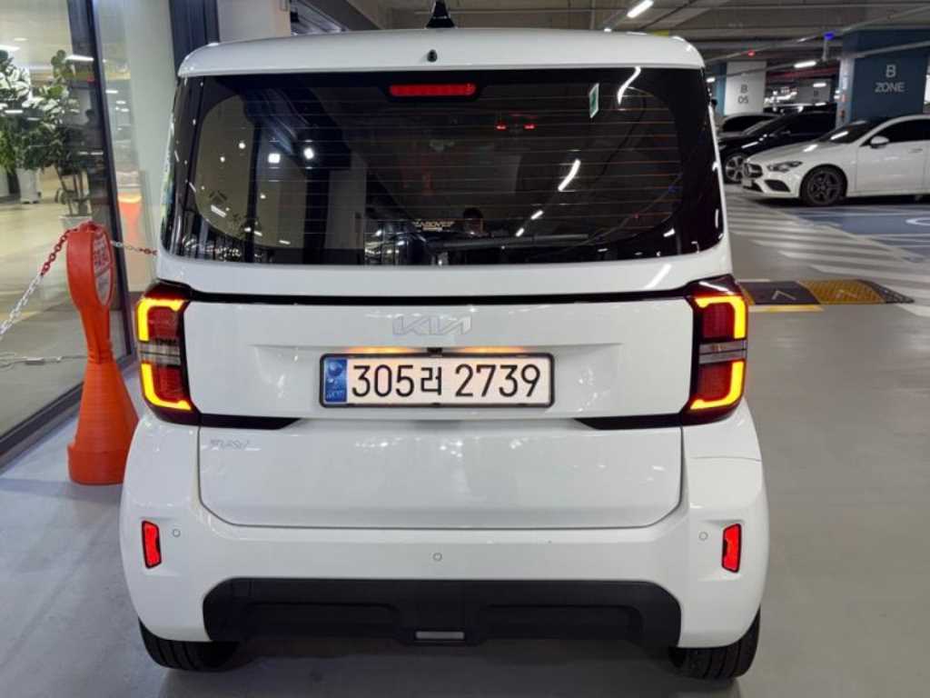 KIA Ray - Vista 5