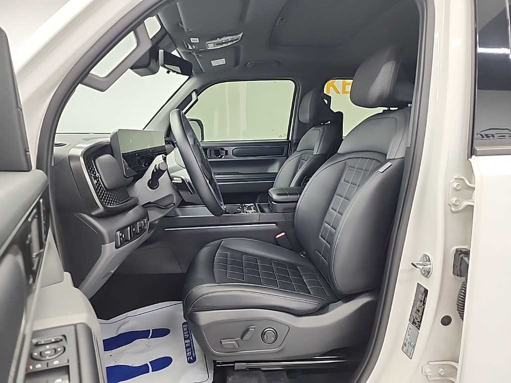 KIA Tasman - Vista 11