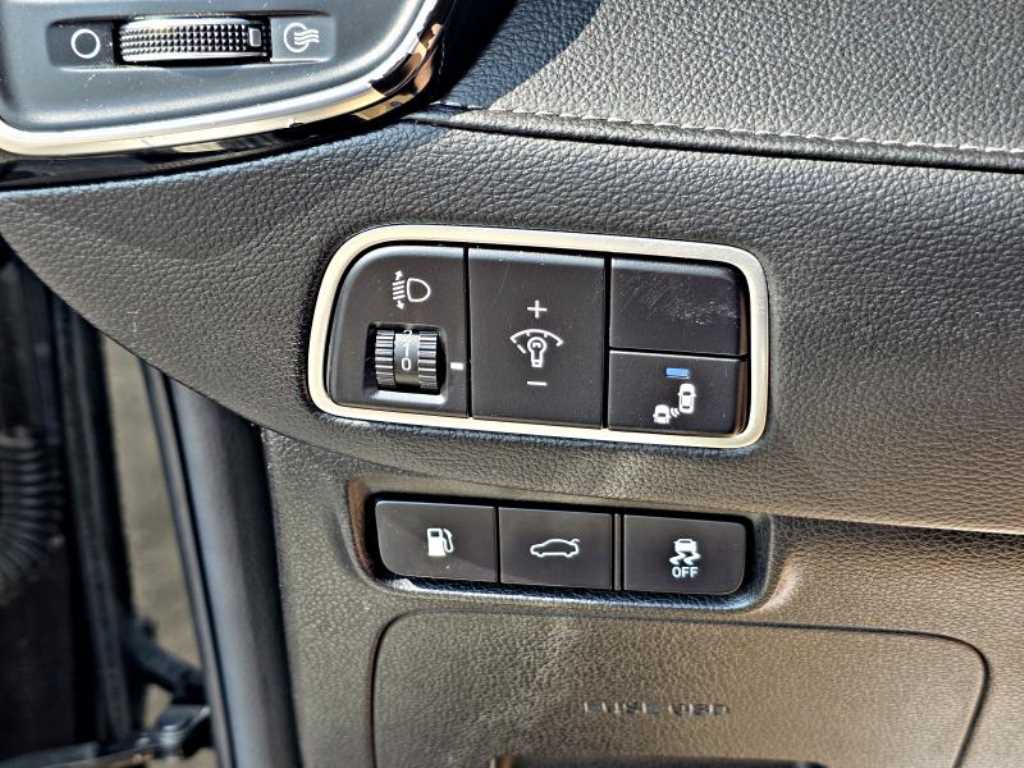 HYUNDAI Grandeur - Vista 11