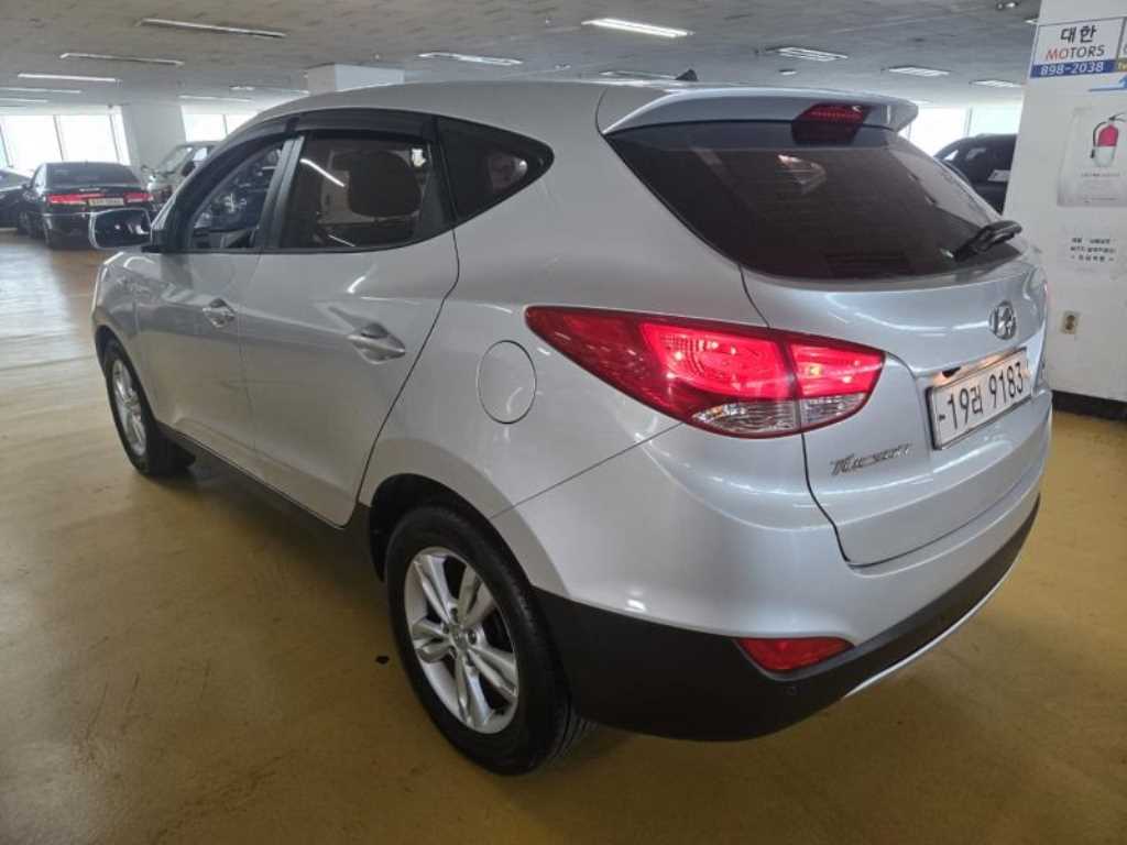 HYUNDAI Tucson - Vista 4