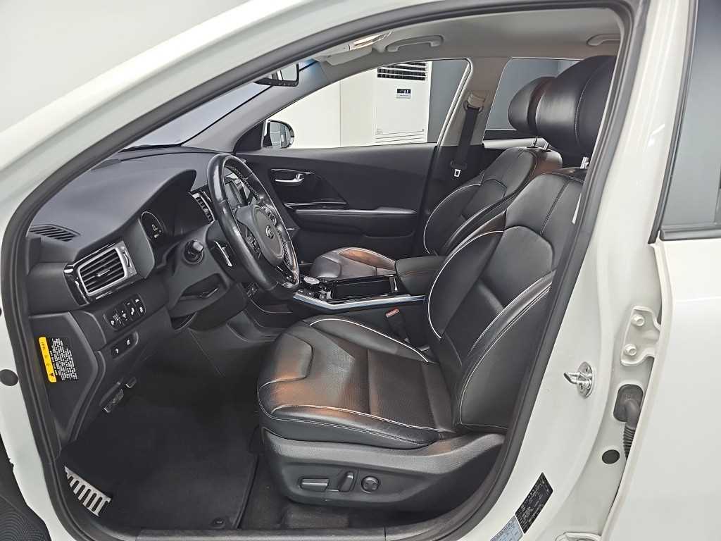 KIA Niro - Vista 11