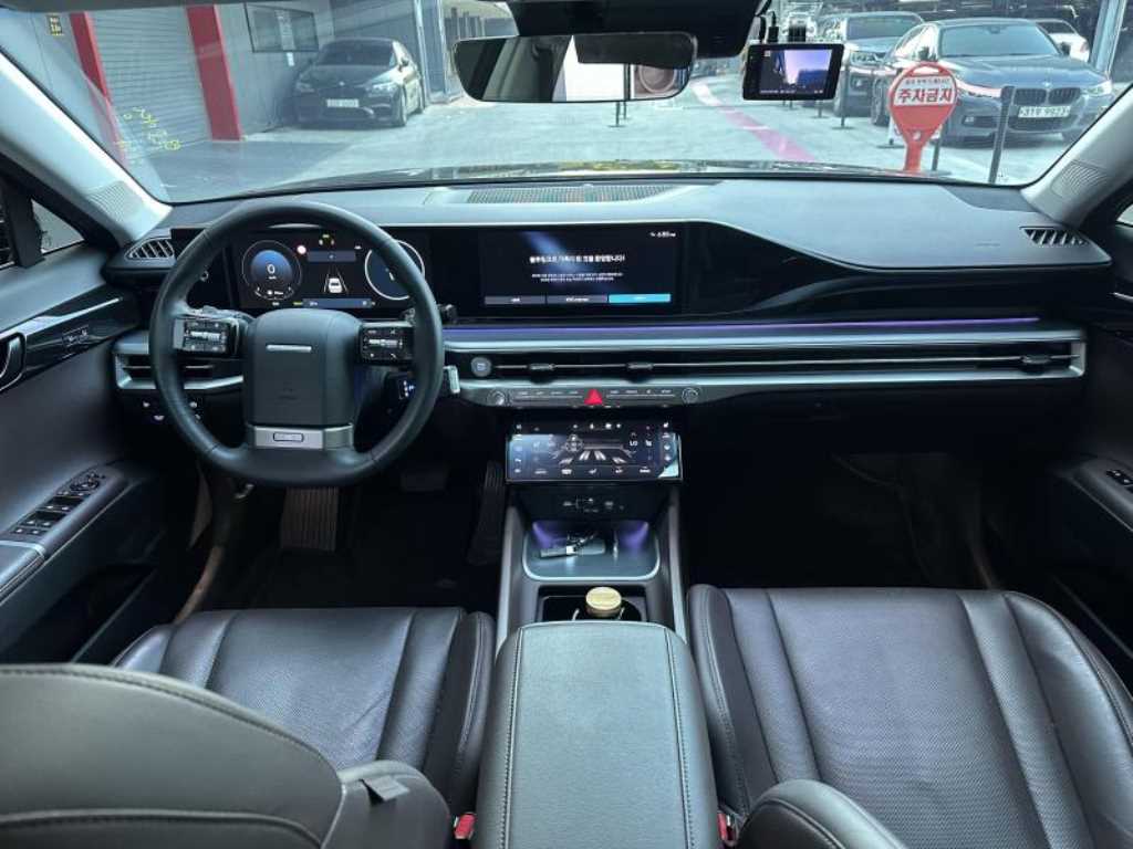 HYUNDAI Grandeur - Vista 5