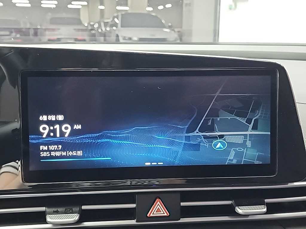 HYUNDAI Avante 2021 Blanco - Importación desde Corea - HF Imports Iquique - Foto 13