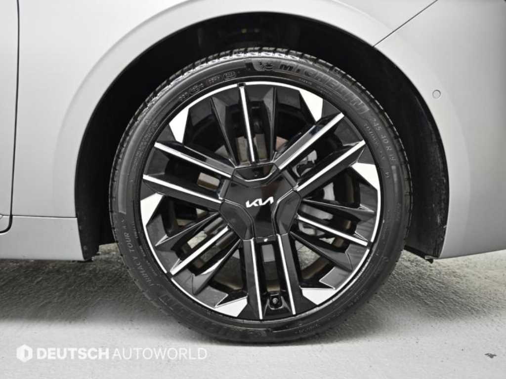 KIA K8 - Vista 5