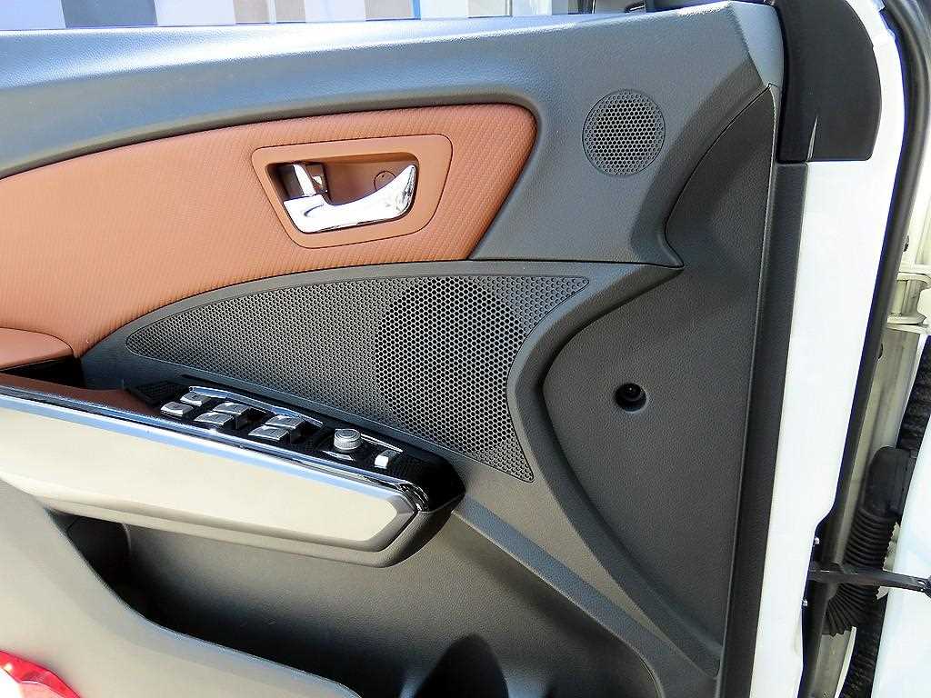 Ssangyong Tivoli - Vista 11