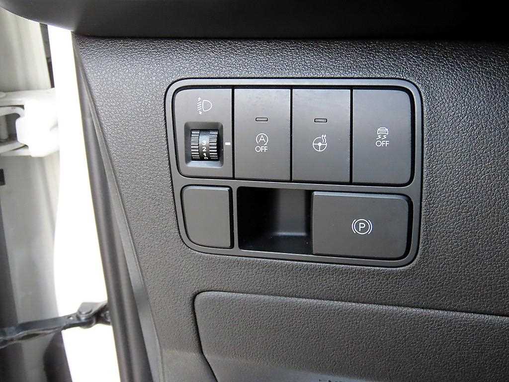 HYUNDAI Staria 2022 Blanco - Importación desde Corea - HF Imports Iquique - Foto 14