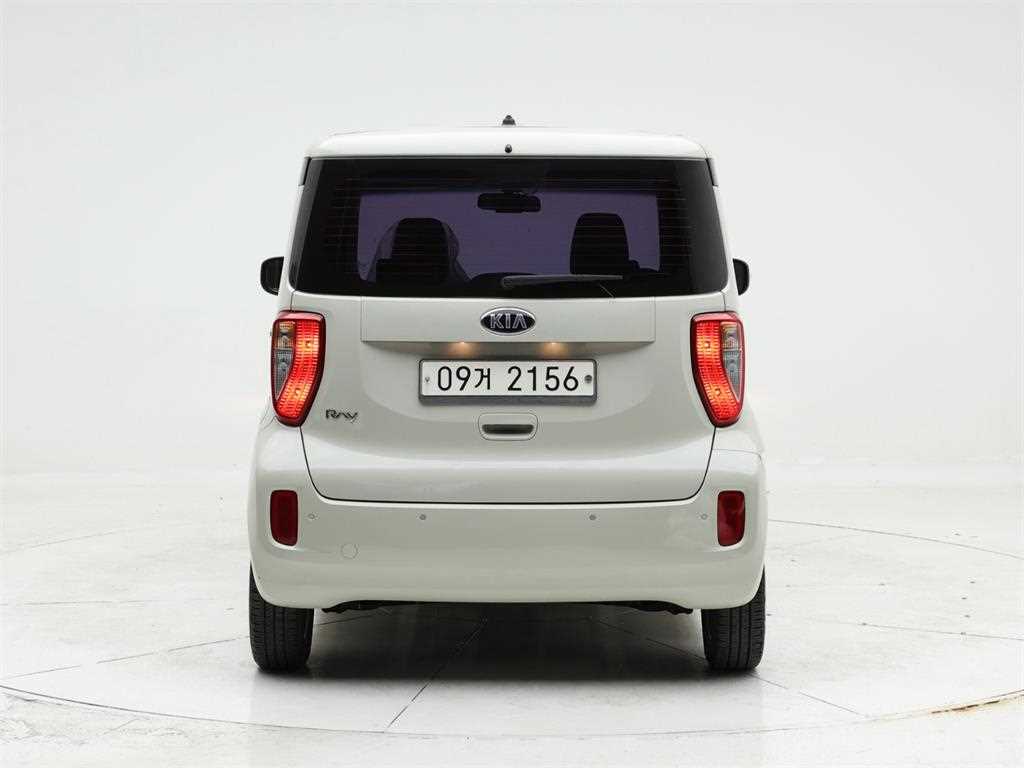 KIA Ray - Vista 5