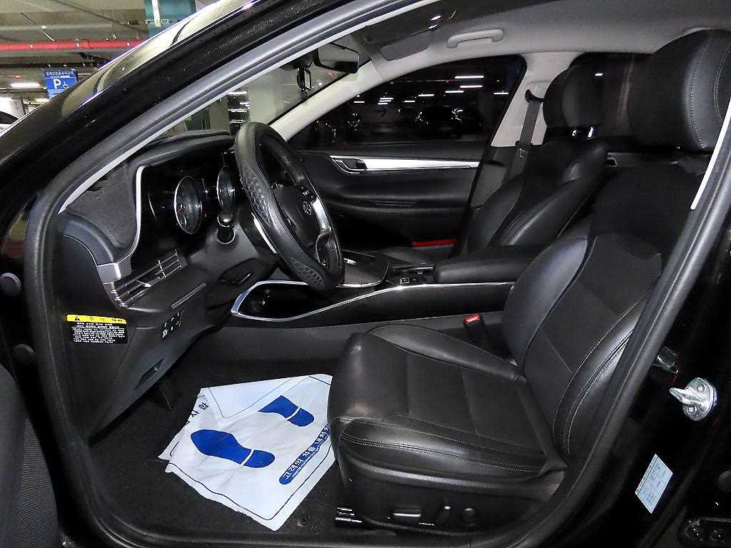 HYUNDAI Grandeur - Vista 6
