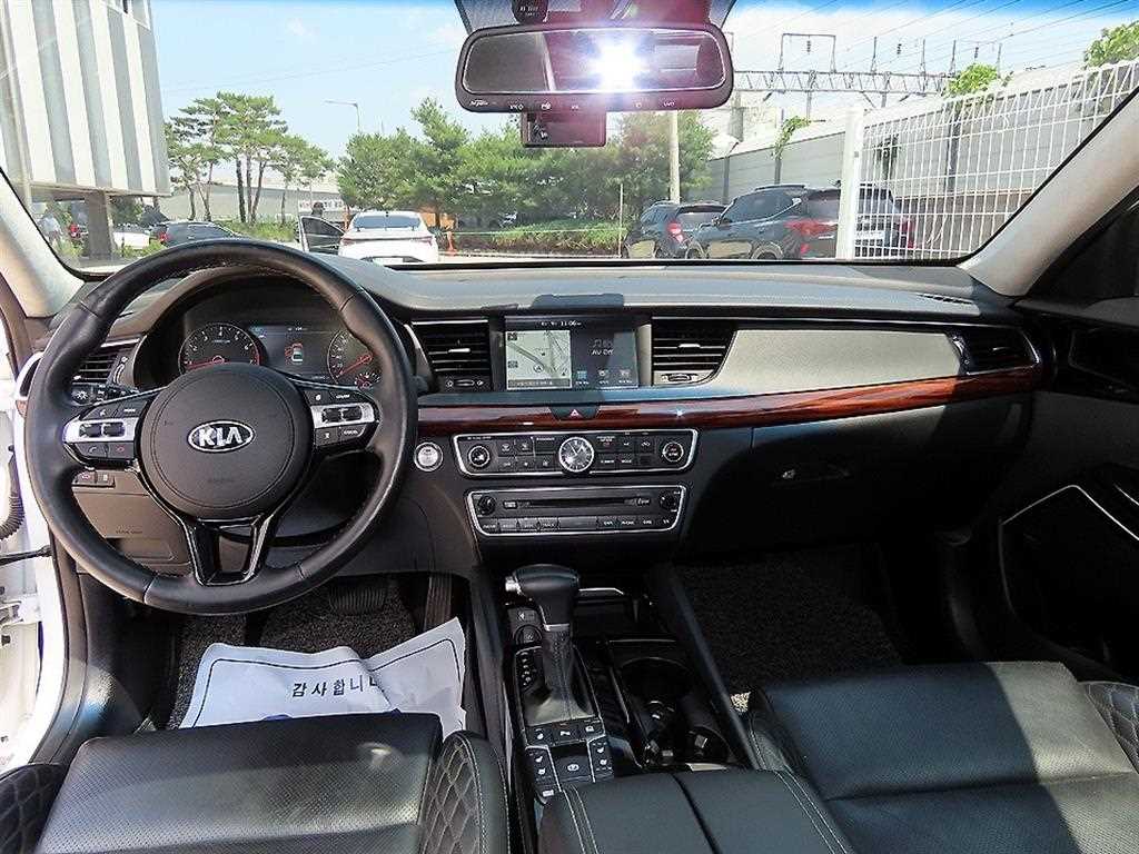 KIA K7 - Vista 7