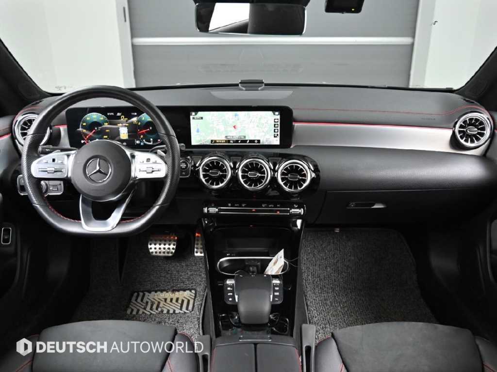 Mercedes Benz CLA Class - Vista 7