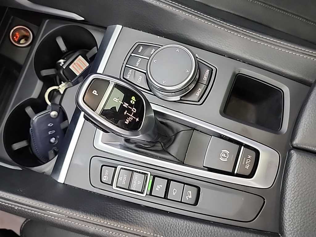 BMW X6 - Vista 8