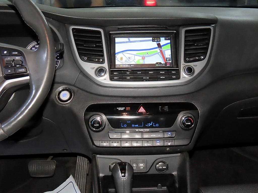 HYUNDAI Tucson - Vista 11