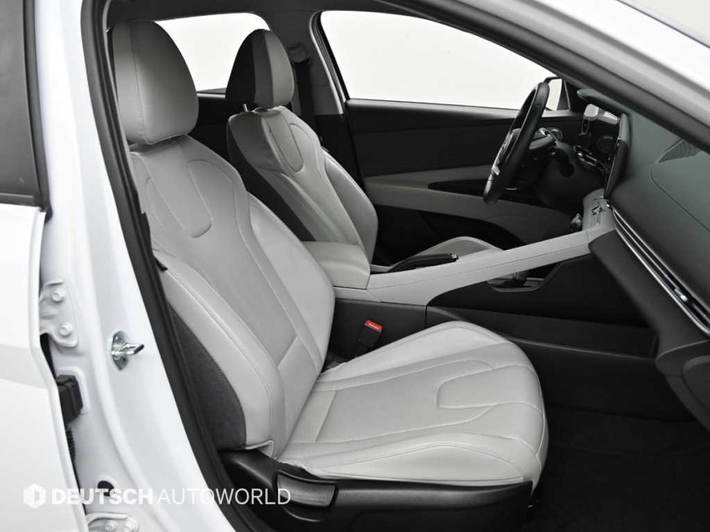 HYUNDAI Avante - Vista 11