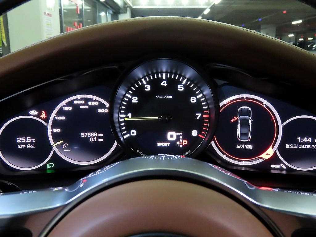 Porsche Panamera - Vista 9