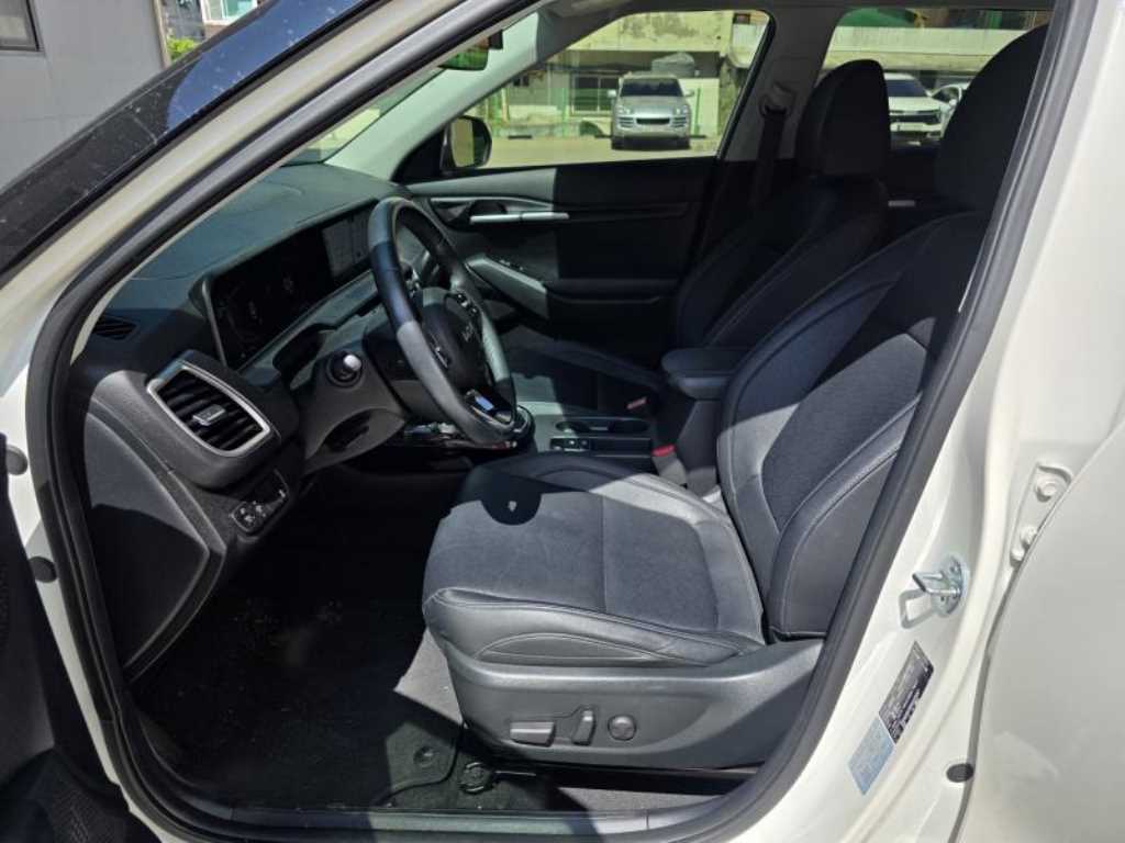 KIA Seltos 2023 - Importación desde Corea - HF Imports Iquique - Foto 17