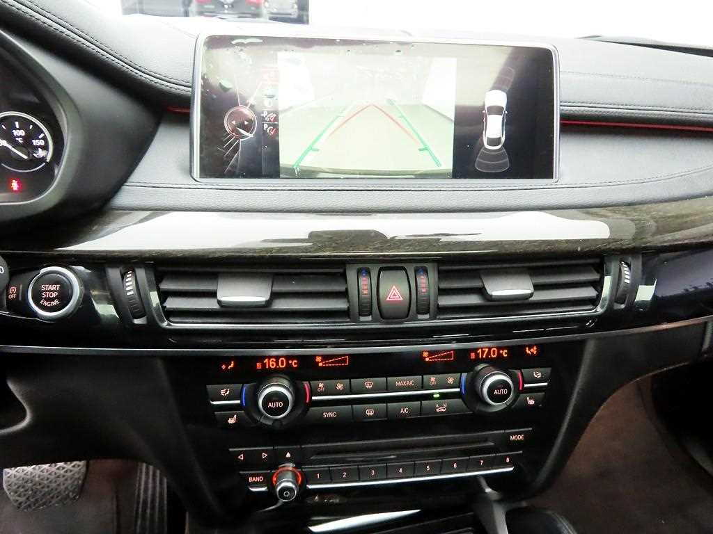 BMW X6 - Vista 9
