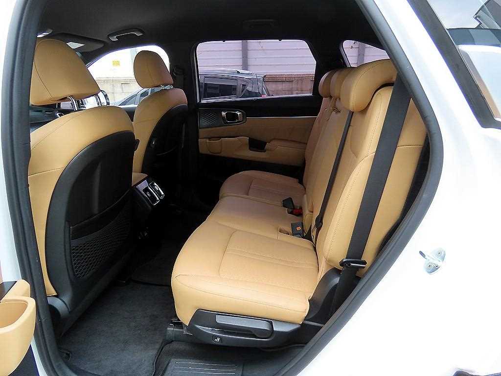 KIA Sorento - Vista 6