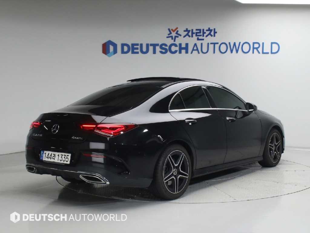 Mercedes Benz CLA Class - Vista 2