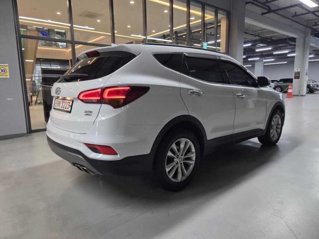 HYUNDAI Santa Fe - Vista 3